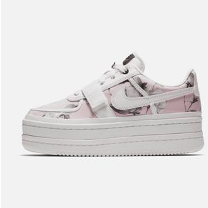 Nike vandals & Kate spade matchup !!